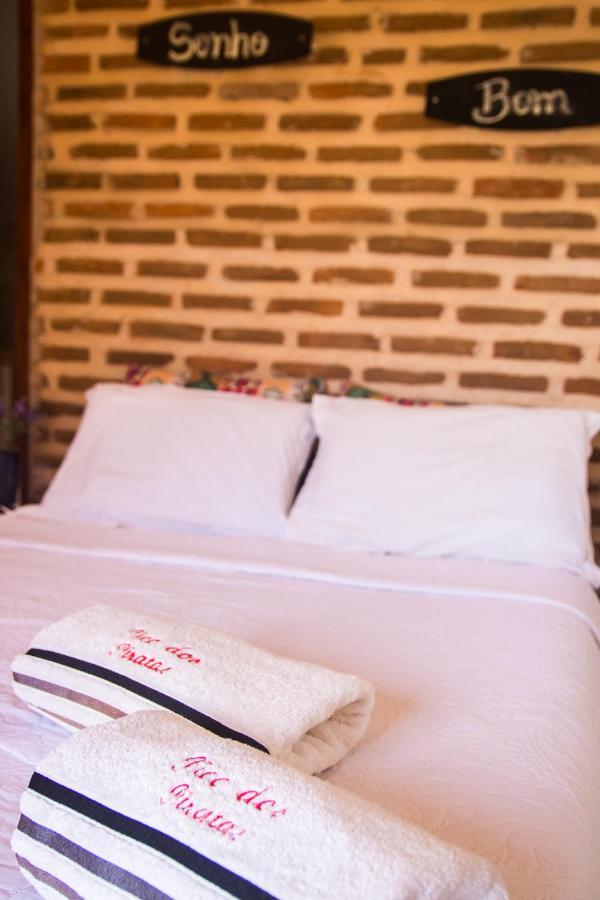 Pico Dos Piratas Bed & Breakfast อิตาเรมา ภายนอก รูปภาพ